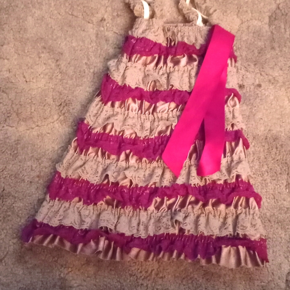 Gray burgundy stripe ruffles design sleeveless polo top girls M